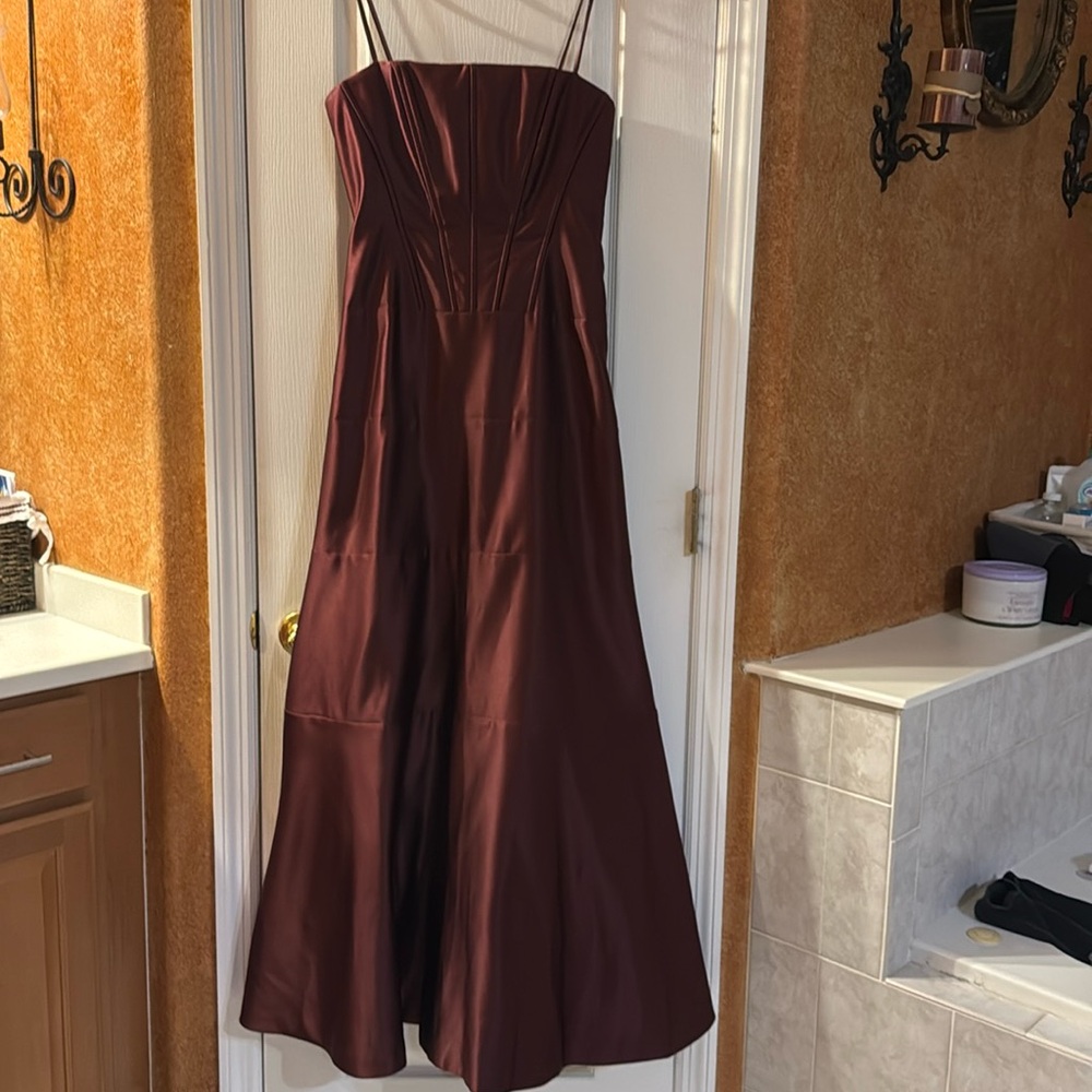 Strapless burgundy bridesmaids/prom dress size 8